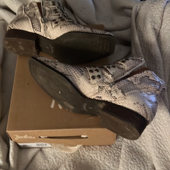 Zodiac Adele birch snake print ankle boot - Picture 2 of 2